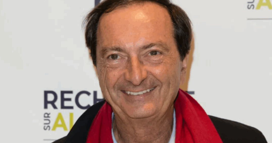 À 72 ans, Michel-Edouard Leclerc ouvre les portes de son incroyable domaine : vous n’imaginiez pas où vit le patron de Leclerc ! 5 À 72 ans, Michel-Edouard Leclerc ouvre les portes de son incroyable domaine : vous n’imaginiez pas où vit le patron de Leclerc ! À 72 ans, Michel-Edouard Leclerc ouvre les portes de son incroyable domaine : vous n’imaginiez pas où vit le patron de Leclerc !