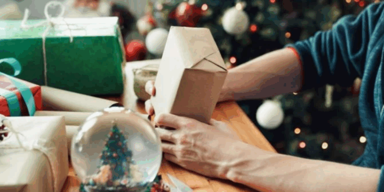 "Ne l’offrez surtout pas à Noël !" : ce cadeau est le pire que l'on puisse recevoir, selon une étude 1 "Ne l’offrez surtout pas à Noël !" : ce cadeau est le pire que l'on puisse recevoir, selon une étude Capture decran 2025 12 03 223748