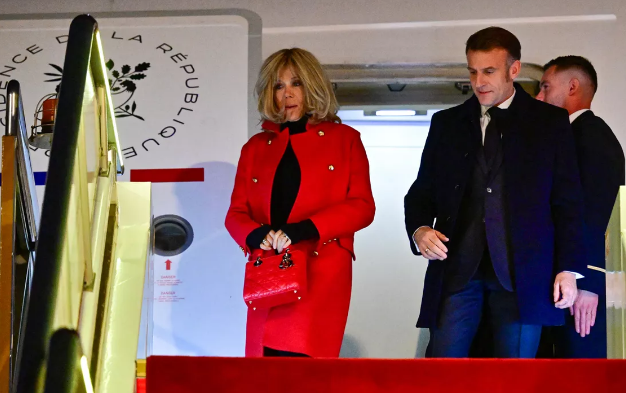 Capture decran 2025 12 03 230107