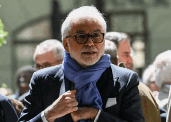 Inquiet pour son pays, Pascal Praud fait un constat : « Le voile à l&rsquo;école, c&rsquo;est demain, j&rsquo;en suis convaincu »