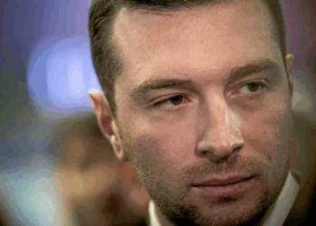Une association anticorruption dépose une plainte contre Jordan Bardella : que lui est-il reproché ?