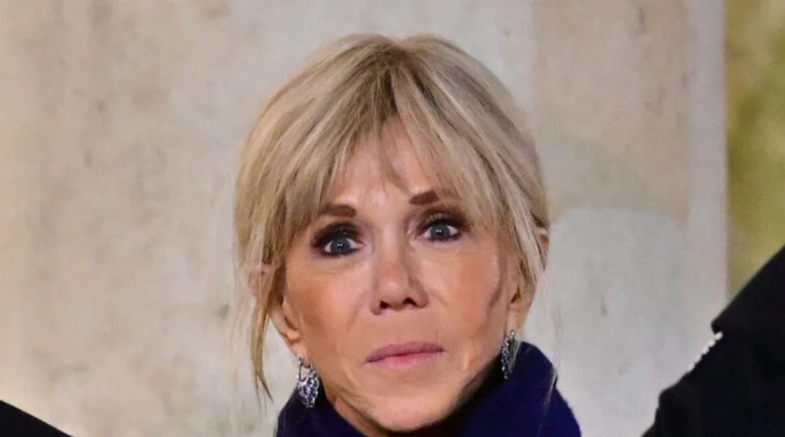 Brigitte Macron : “L’escalier…” un moment très personnel avec un dirigeant étranger refait surface… 2 Brigitte Macron : “L’escalier…” un moment très personnel avec un dirigeant étranger refait surface… Capture decran 2025 12 09 162948