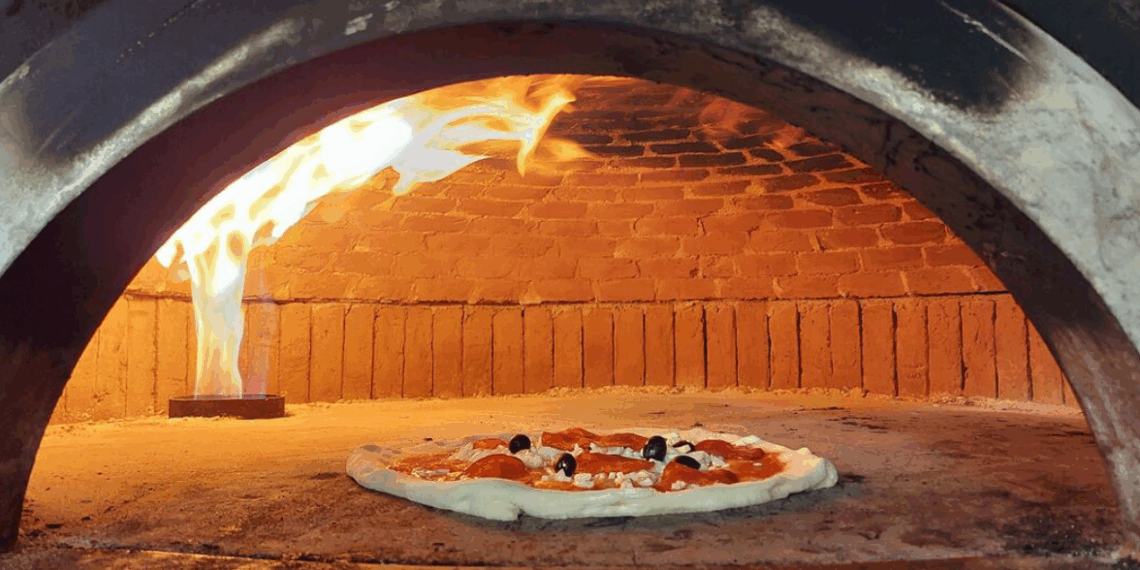 « C’est lamentable » : victime d’un canular, un restaurateur parvient à écouler sa fausse commande de 60 pizzas grâce aux réseaux sociaux