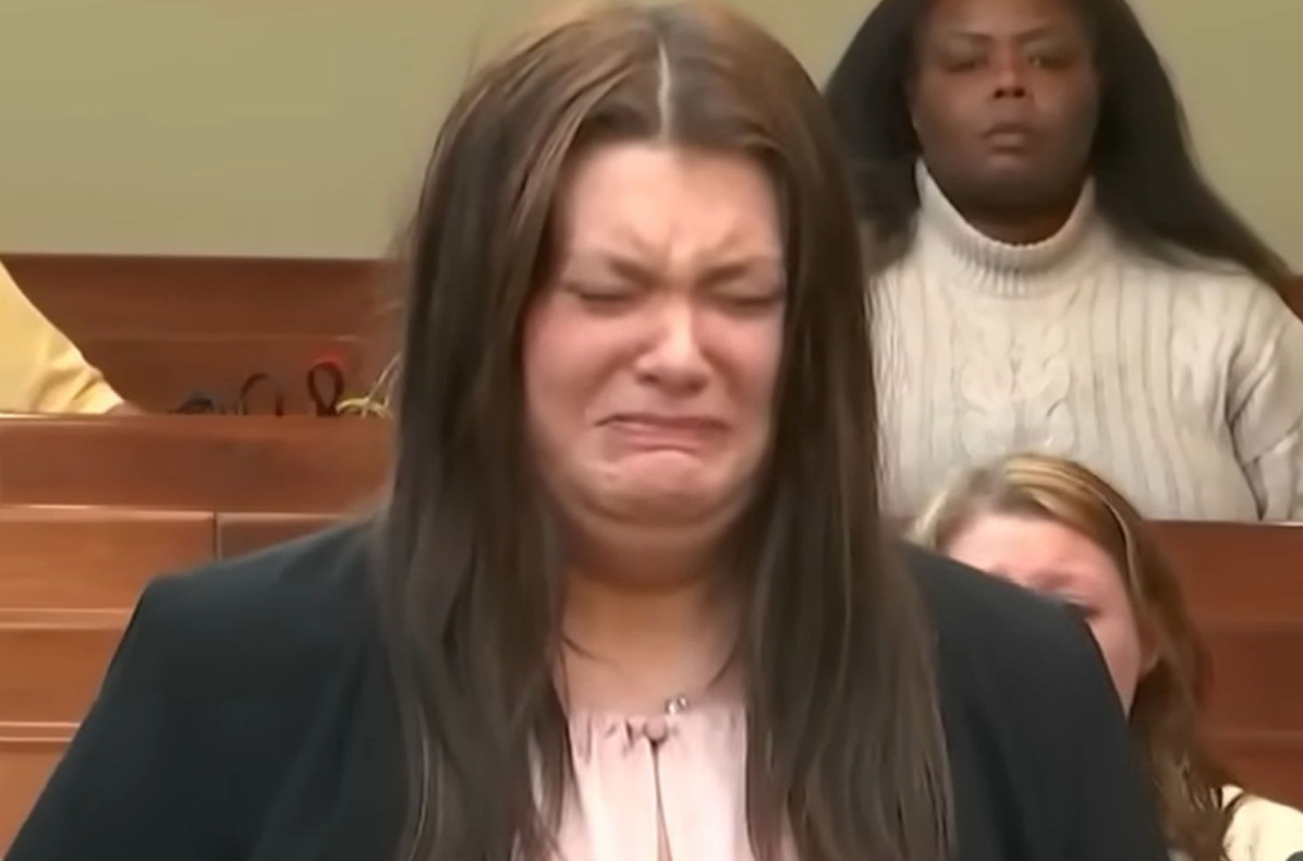 Jalouse du fils de son compagnon, une reine de beauté commet l’irréparable… elle écope de la prison à vie… 5 Jalouse du fils de son compagnon, une reine de beauté commet l’irréparable… elle écope de la prison à vie… Capture decran 2025 12 10 222440