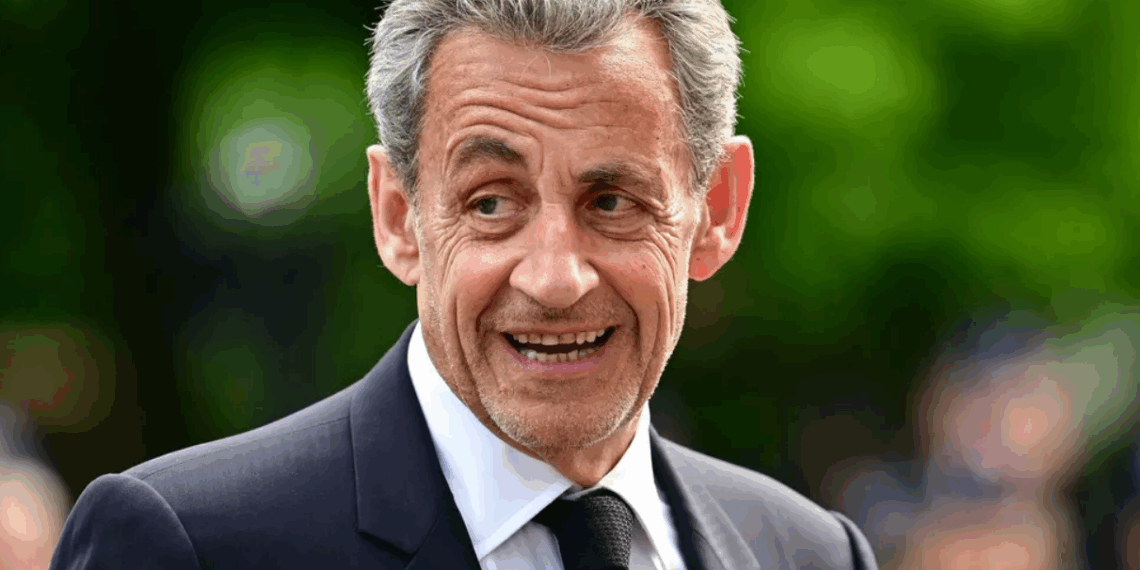 Nicolas Sarkozy sans pitié avec Yann Barthès : dans son livre, il n’épargne pas l’animateur ! 3 Nicolas Sarkozy sans pitié avec Yann Barthès : dans son livre, il n’épargne pas l’animateur ! Nicolas Sarkozy sans pitié avec Yann Barthès : dans son livre, il n’épargne pas l’animateur !