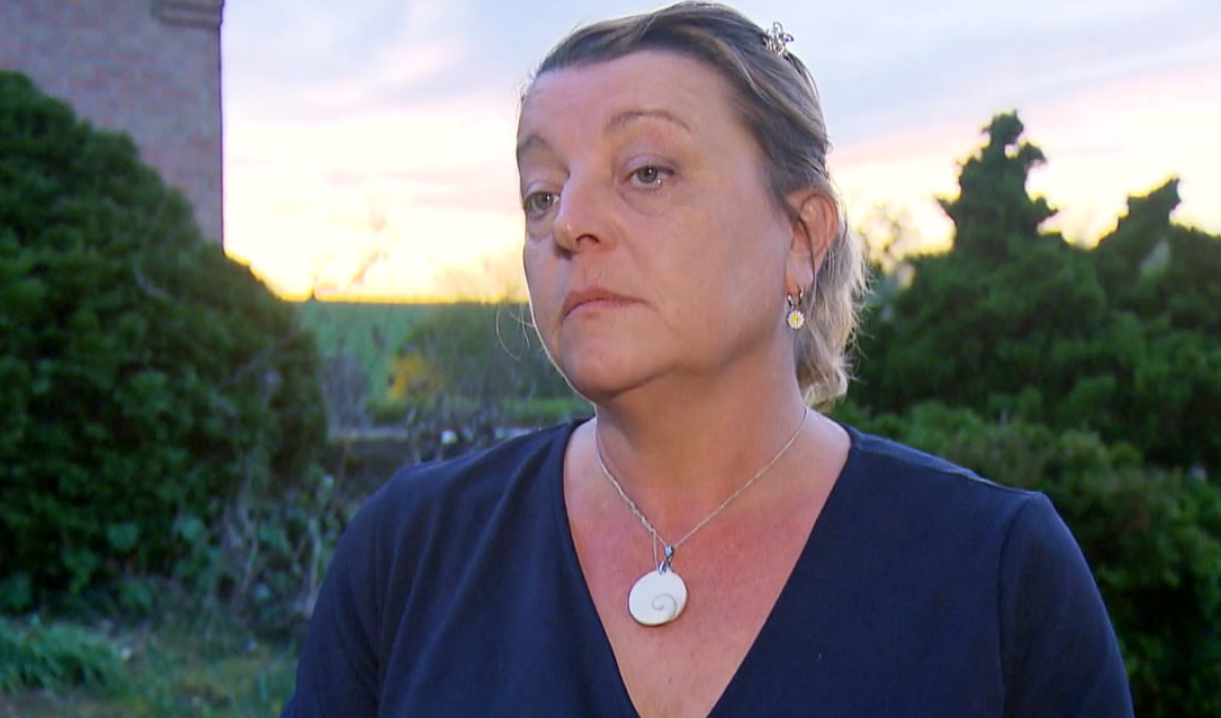 L’ADP : Isabelle dit avoir été “à deux doigts de déraper” après l’émission… la production réagit en urgence 3 L’ADP : Isabelle dit avoir été “à deux doigts de déraper” après l’émission… la production réagit en urgence Capture decran 2025 12 11 130425