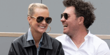 Laeticia Hallyday a enfin réglé toutes les dettes (de plusieurs millions d&rsquo;euros) laissées par Johnny, de quoi vit-elle aujourd&rsquo;hui ?