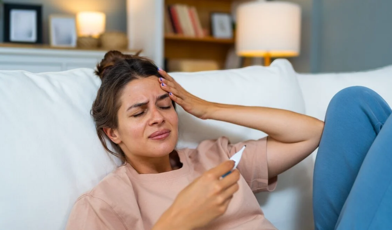 Grippe : faut-il s'inquiéter de la souche K qui rend le virus plus virulent ? 3 Grippe : faut-il s'inquiéter de la souche K qui rend le virus plus virulent ? Capture decran 2025 12 15 131520