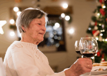 "Un vrai boom des infarctus pendant les fêtes" : ce médecin pointe du doigt cette boisson et cet aliment en particulier 6 "Un vrai boom des infarctus pendant les fêtes" : ce médecin pointe du doigt cette boisson et cet aliment en particulier « Un vrai boom des infarctus pendant les fêtes » : ce médecin pointe du doigt cette boisson et cet aliment en particulier