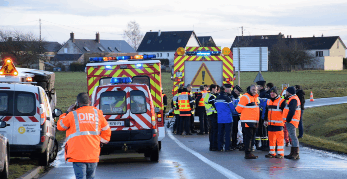 Ils venaient d’aller fêter leur diplôme : 17 personnes, dont 16 lycéens, décèdent dans un accident d’autocar