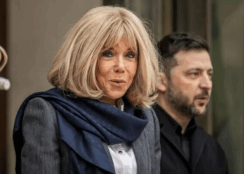 Brigitte Macron dans la tourmente : après l&rsquo;affaire des « sales connes », la Première dame s&rsquo;explique, « Cela n&rsquo;était absolument pas destiné à être public. »