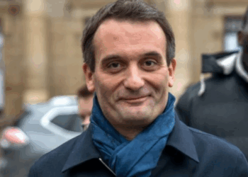 « Macron veut donner ces 2 îles françaises, il n&rsquo;a pas le droit » : Florian Philippot accuse le président de vouloir « brader la France »