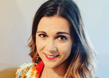 Une journaliste et son mari retrouvés sans vie chez eux, leur enfant de 3 ans indemne