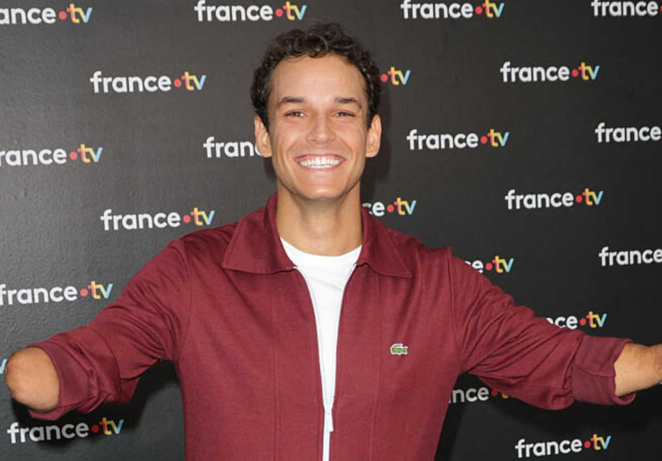 "Je ne me sens pas à l'aise avec ça" : Théo Curin explique pourquoi il a refusé à plusieurs reprises de participer à Danse avec les Stars 2 "Je ne me sens pas à l'aise avec ça" : Théo Curin explique pourquoi il a refusé à plusieurs reprises de participer à Danse avec les Stars Capture decran 2025 12 17 191200