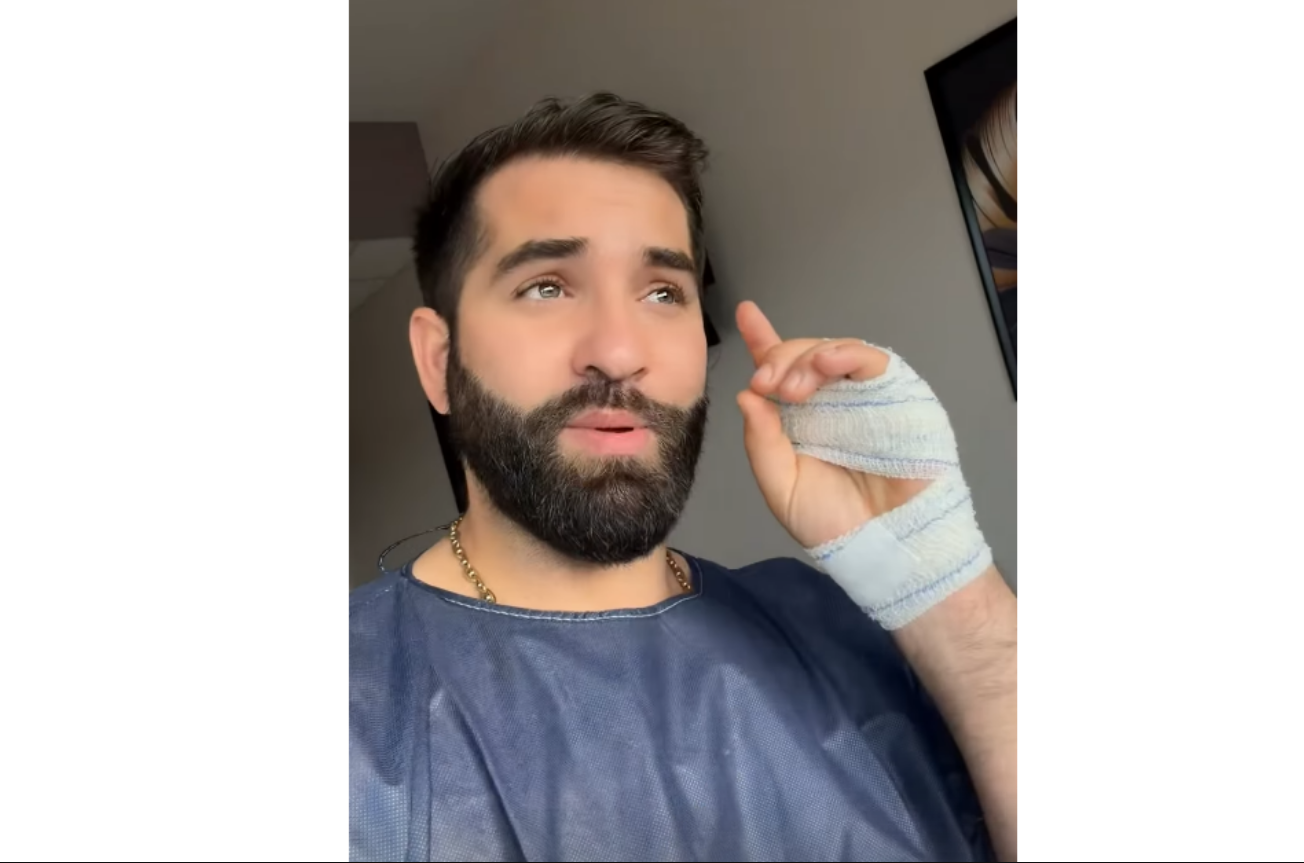 Blouse bleue et bandage à la main, Kendji Girac pris en charge par des professionnels 4 Blouse bleue et bandage à la main, Kendji Girac pris en charge par des professionnels Capture decran 2025 12 18 161131