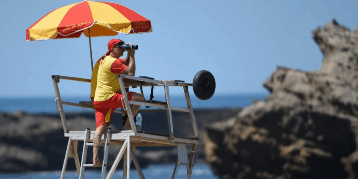 Biarritz : Deux nageurs emportés par le courant lors du bain de Noël, les pompiers appelés