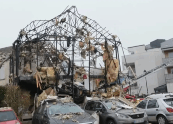 Une femme et ses trois enfants en urgence absolue après une explosion dans un pavillon dans les Yvelines