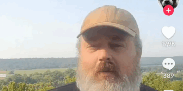 Il fait le mort pendant 321 jours sur Tik Tok et décroche un rôle dans “Les Experts: Vegas »