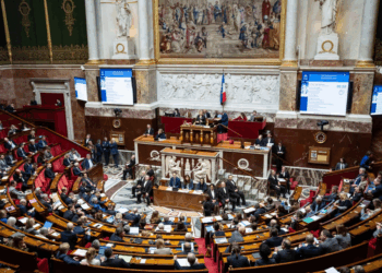 200 000 foyers français vont voir leurs impôts exploser à cause de cette nouvelle loi votée à Noël