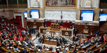 200 000 foyers français vont voir leurs impôts exploser à cause de cette nouvelle loi votée à Noël