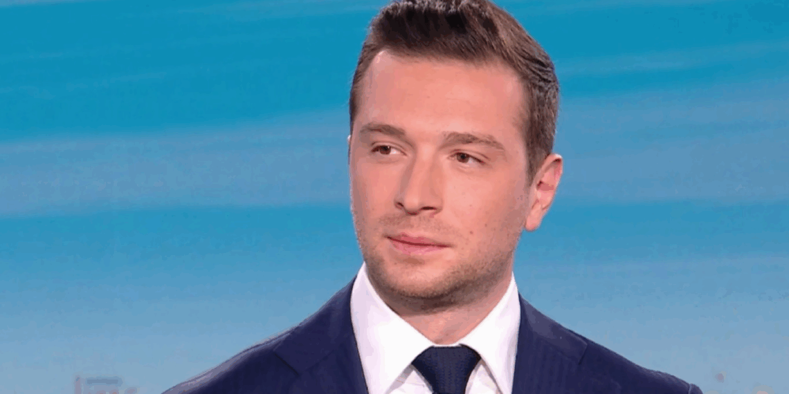 « Bardella est la nouvelle Brigitte Bardot » : la phrase qui a mis le feu aux réseaux 3 « Bardella est la nouvelle Brigitte Bardot » : la phrase qui a mis le feu aux réseaux « Bardella est la nouvelle Brigitte Bardot » : la phrase qui a mis le feu aux réseaux