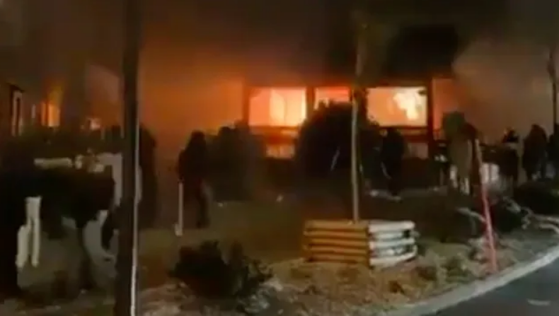 Les deux Français gérants du bar auditionnés pour déterminer « s&rsquo;il y a une responsabilíté pénale&rsquo; « 