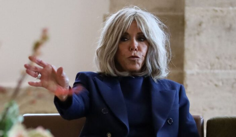 Tensions à l’Élysée : « à bout » à cause d&rsquo;Emmanuel Macron, Brigitte Macron a un nouveau confident secret