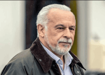 Francis Perrin : c'est fini 12 Francis Perrin : c'est fini Francis Perrin : c’est fini