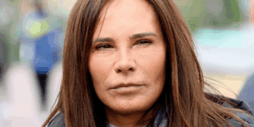 3 ans après, Nathalie Marquay dévoile l&rsquo;objet qu&rsquo;elle a glissé dans la tombe de Jean-Pierre Pernaut : « J&rsquo;ai mis une… »