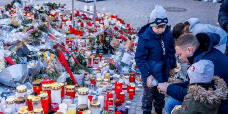 Incendie en Suisse : l’issue de secours verrouillée ? “On avait interdiction de…”, témoignage hallucinant d’une ex-employée 1 Incendie en Suisse : l’issue de secours verrouillée ? “On avait interdiction de…”, témoignage hallucinant d’une ex-employée Capture decran 2026 01 06 171751