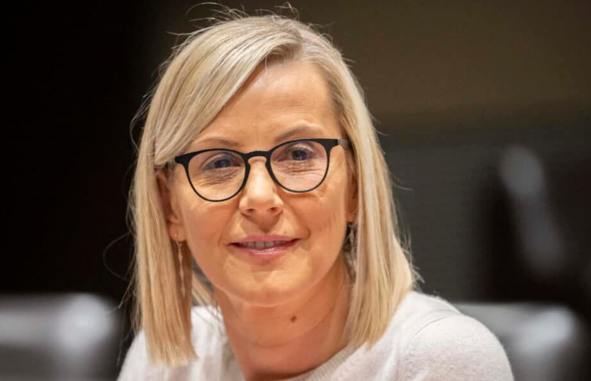 "Pas le même genre de beauté..." : Laurence Ferrari se lâche sur une célèbre femme politique 4 "Pas le même genre de beauté..." : Laurence Ferrari se lâche sur une célèbre femme politique Capture decran 2026 01 07 183350