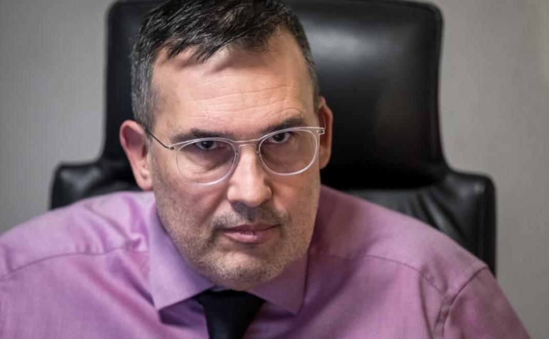 Incendie à Crans-Montana: l'avocat de plusieurs familles de victimes demande l’arrestation des gérants du bar 4 Incendie à Crans-Montana: l'avocat de plusieurs familles de victimes demande l’arrestation des gérants du bar Capture decran 2026 01 07 202629