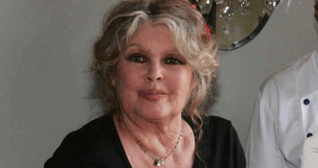 Obsèques de Brigitte Bardot : que portait-elle pour être enterrée ?