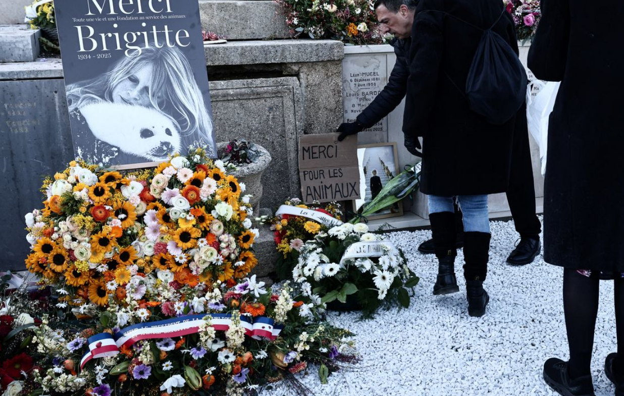Obsèques de Brigitte Bardot : que portait-elle pour être enterrée ? 2 Obsèques de Brigitte Bardot : que portait-elle pour être enterrée ? Capture decran 2026 01 09 130213