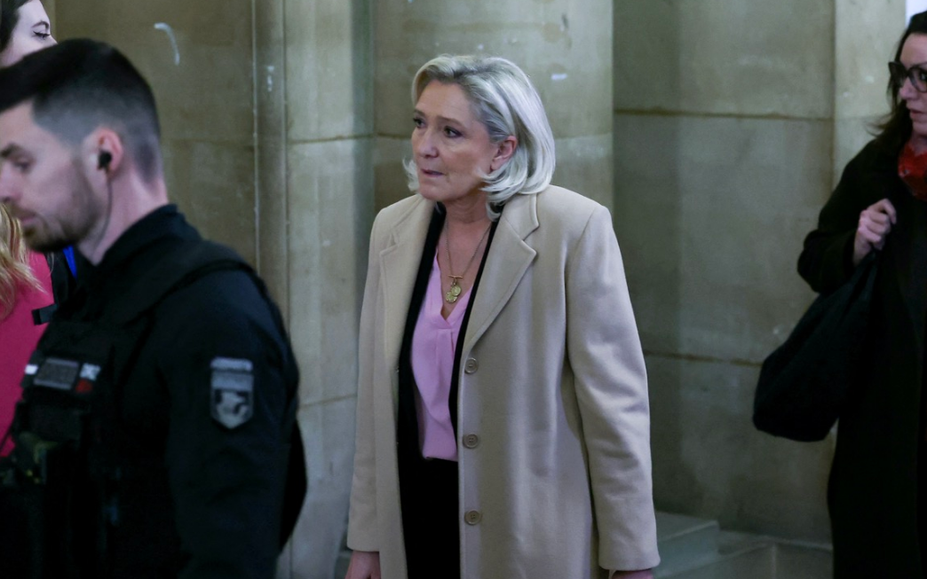 Marine Le Pen affirme n’avoir « aucun sentiment d’avoir commis le moindre délit », au premier jour de l’audience 3 Marine Le Pen affirme n’avoir « aucun sentiment d’avoir commis le moindre délit », au premier jour de l’audience Capture decran 2026 01 13 183955