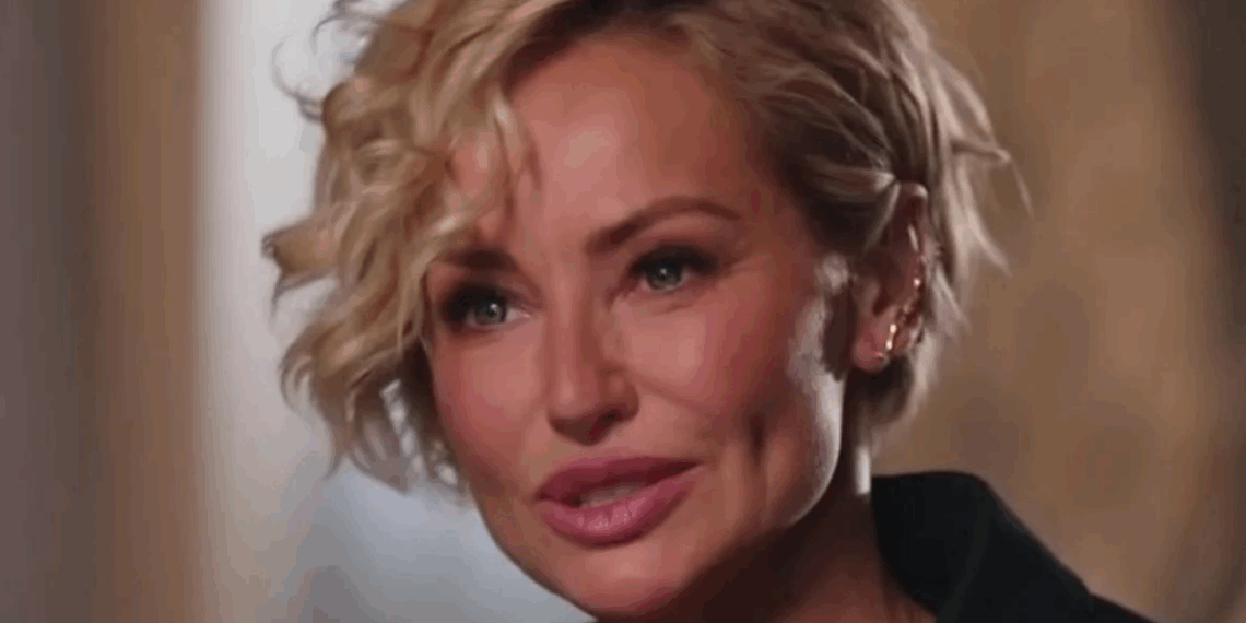 Derrière le glamour, Adriana Karembeu confesse une habitude cracra : « ll arrive que je ne me… »