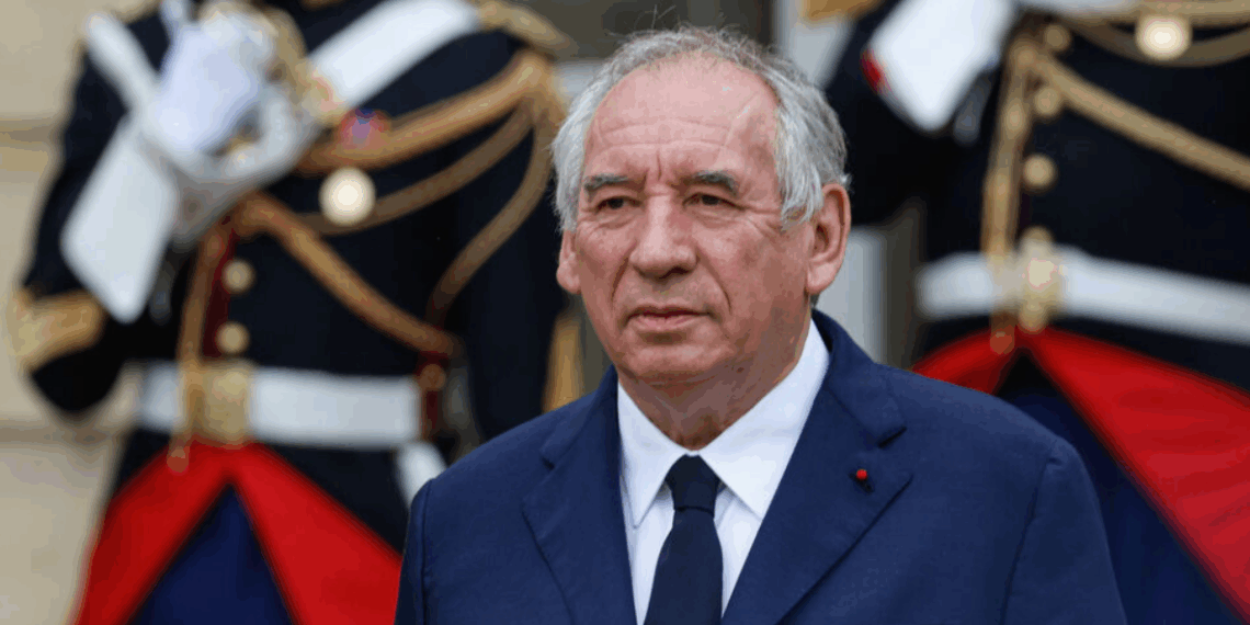 Municipales 2026 : Bayrou officiellement candidat pour un 3e mandat à Pau