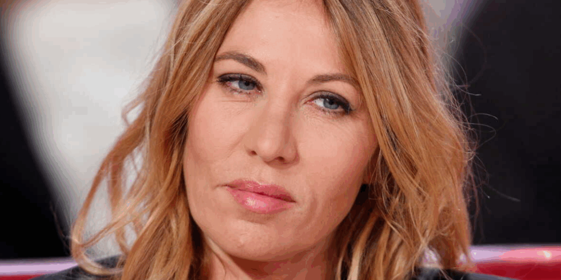 Nostalgique, Mathilde Seigner s&rsquo;en prend aux Français : « Je les trouve soumis alors que… »