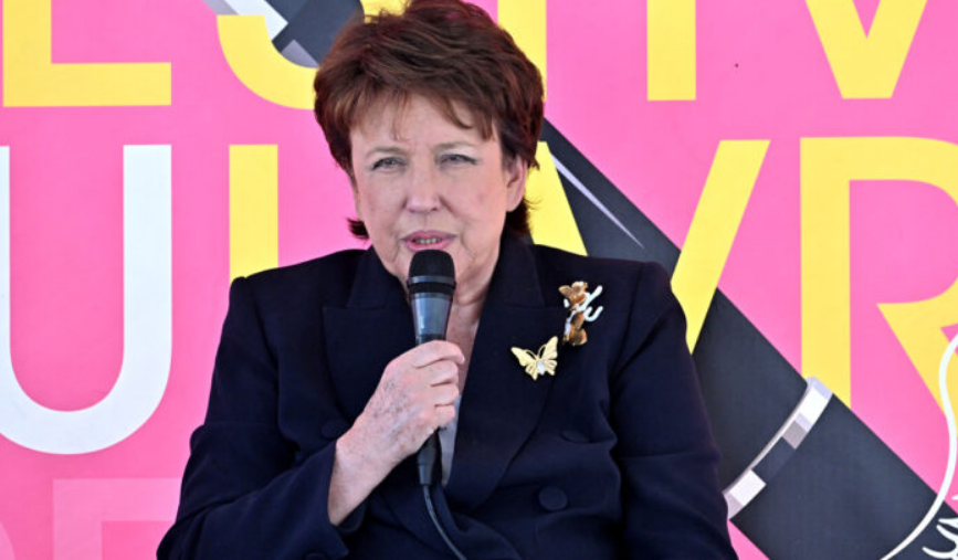 Écoeurée, Roselyne Bachelot lâche les chiens sur un célèbre réalisateur : « Sal*pard »