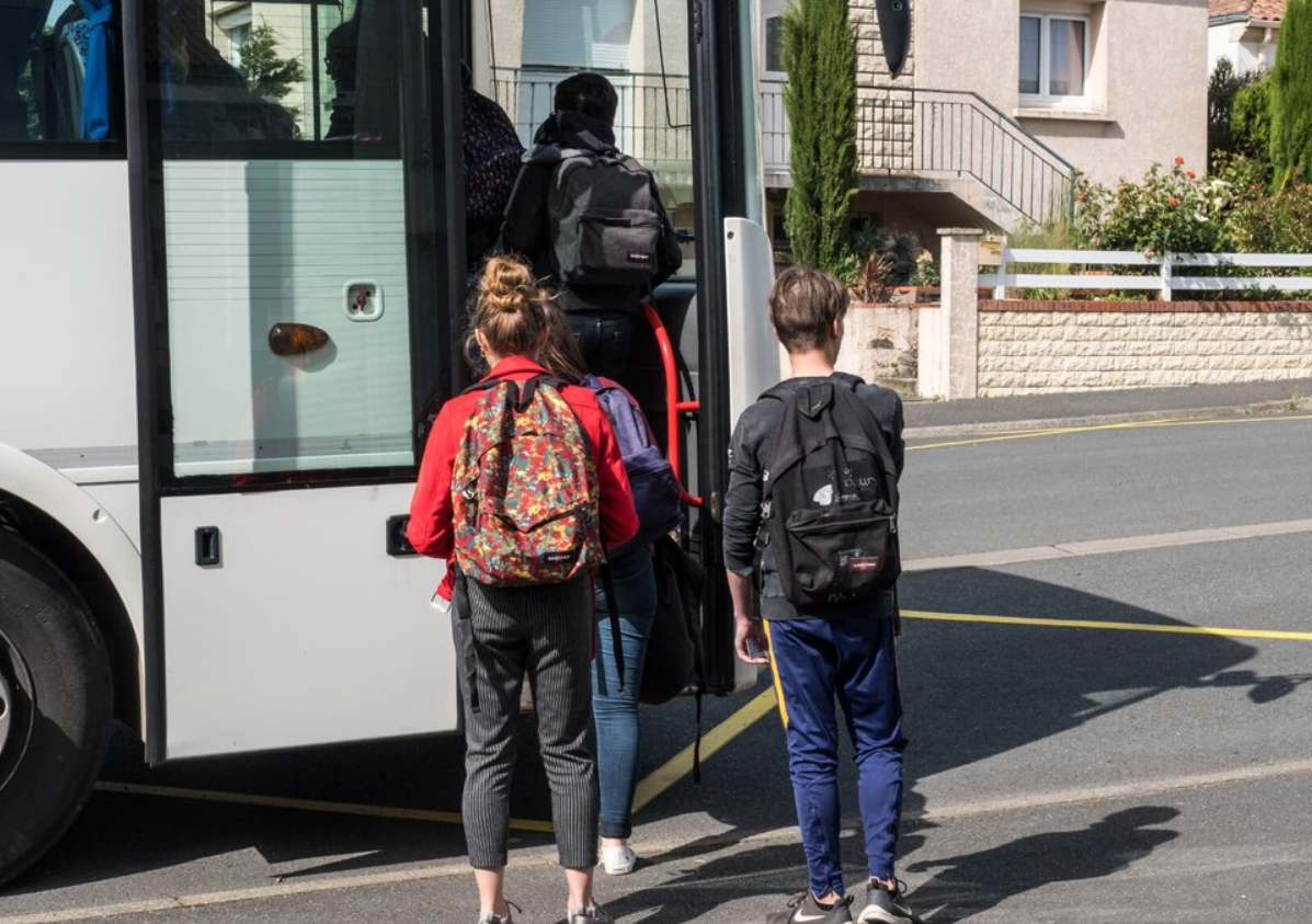 Un collégien de 13 ans perd la vie à cause d'un bus scolaire en Gironde, une enquête ouverte 2 Un collégien de 13 ans perd la vie à cause d'un bus scolaire en Gironde, une enquête ouverte Capture decran 2026 01 22 124454