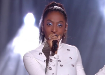 “Le choc ” : Ebony (Star Academy) n’en revient pas du geste d’Aya Nakamura