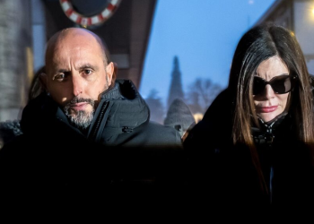 Crans-Montana : le père d’un rescapé charge les époux Moretti…