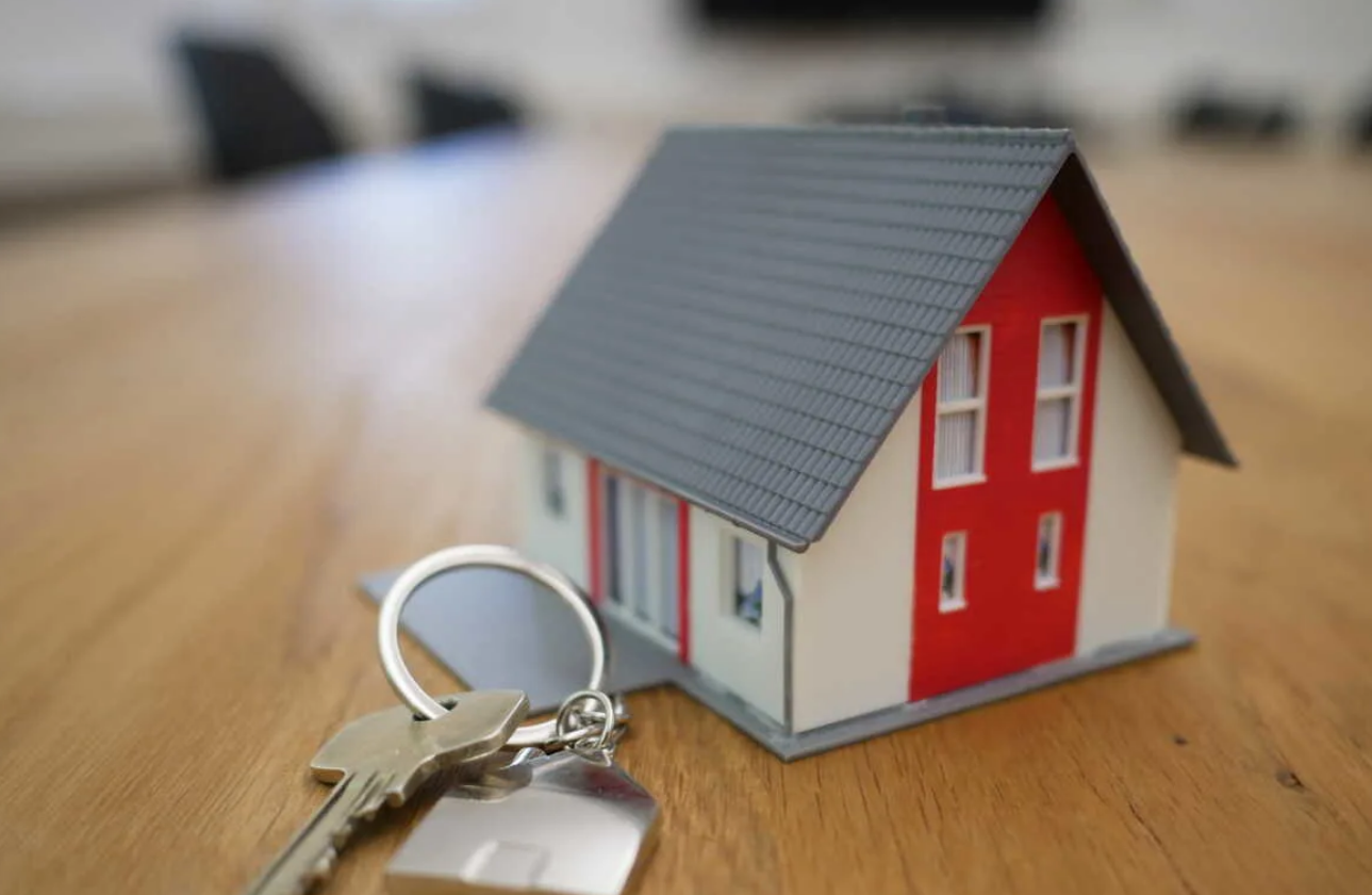 Après avoir évincé Stéphane Plaza, M6 va relancer « Maison à vendre » et « Recherche appartement » sans lui 4 Après avoir évincé Stéphane Plaza, M6 va relancer « Maison à vendre » et « Recherche appartement » sans lui Capture decran 2026 01 29 220931