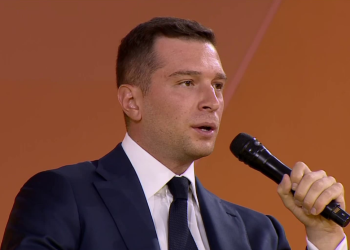 Face à Bardella, Lescure monte au front : « Il n’a jamais mis les pieds dans une entreprise »