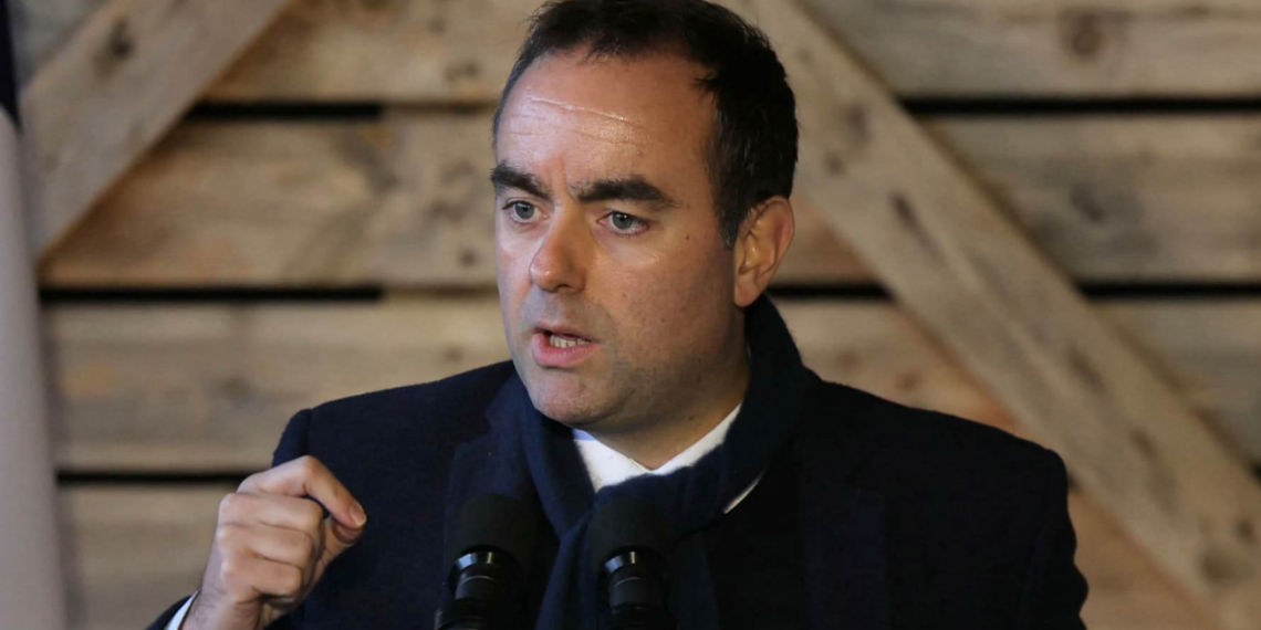 « C&rsquo;est chez moi, tout simplement »: Sébastien Lecornu annonce sa candidature aux municipales dans cette ville