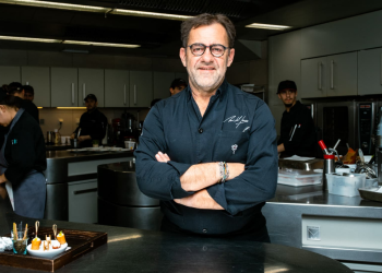 « Elle est où l&rsquo;éducation au goût? »: Michel Sarran critique le menu de la cantine de sa petite-fille à Paris, la mairie se défend