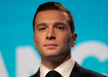 Philippe de Villiers fait une TERRIBLE prédiction à Jordan Bardella : « Vous allez voir que l&rsquo;histoire va… »