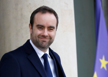 Immigration : Sébastien Lecornu réforme l’Aide médicale d’Etat pour les sans papiers