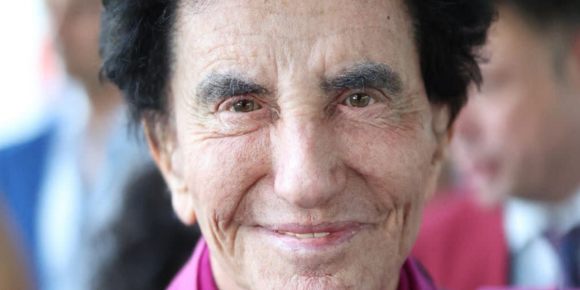 Jack Lang sous protection policière : “Je ne peux pas…”, l’ex-ministre s&rsquo;agace face à ce journaliste