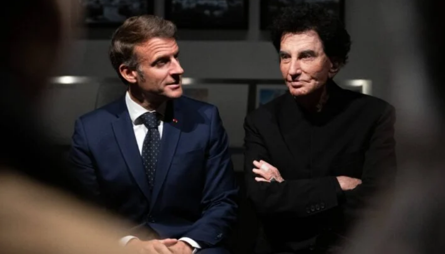 Jack Lang (86 ans) malmené après cette polémique : cette « marque d&rsquo;attention » de Brigitte Macron et d&rsquo;Emmanuel à son égard